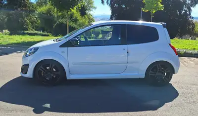 Renault Twingo 1.6 16V RS — Citadine sportive compacte, 149'000 km, sans sinistre — fianco