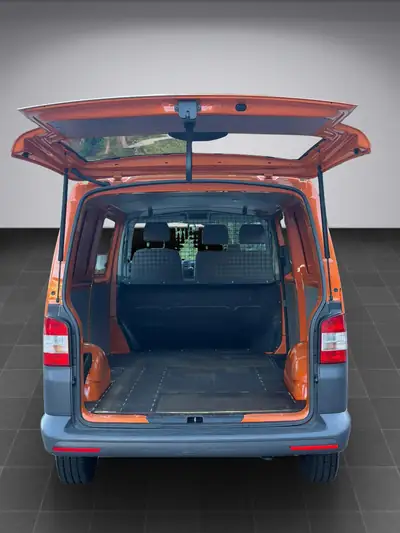 VW T5 2.0 TDI DSG — Utilitaire polyvalent, entretien complet, seulement 57'250 km — Miniature 19