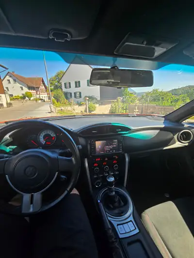Toyota GT 86 2.0 D-4S Sport — Coupé sportif authentique, 200 ch et transmission manuelle — Seitenansicht