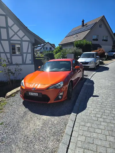 Toyota GT 86 2.0 D-4S Sport — Coupé sportif authentique, 200 ch et transmission manuelle — Innenraum