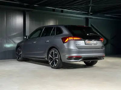 Skoda Scala 1.5 TSI Monte Carlo DSG — Berline compacte dynamique, quasi-neuve avec 5 ans de garantie — Miniature 8