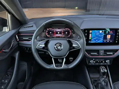 Skoda Scala 1.5 TSI Monte Carlo DSG — Berline compacte dynamique, quasi-neuve avec 5 ans de garantie — Miniature 16