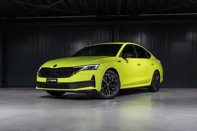 Skoda Octavia Combi 2.0 TSI 4x4 — SUV familial performant, garantie 5 ans, 21'200 km — vista esterna