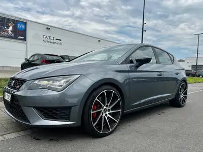 SEAT Leon 2.0 TSI 290 Cupra DSG — Berline sportive, 235'000 km, sans sinistre — vue extérieure