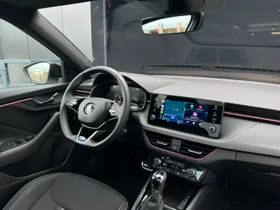 Skoda Scala 1.5 TSI Monte Carlo — Berline compacte dynamique, 8900 km seulement — Miniature 14
