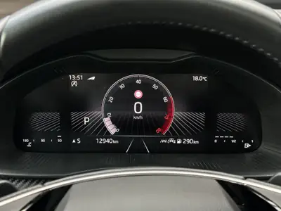 Skoda Scala 1.5 TSI Monte Carlo — Berline compacte dynamique, 8900 km seulement — Miniature 17
