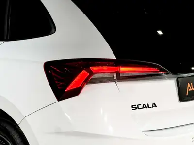 Skoda Scala 1.5 TSI Monte Carlo — Berline compacte dynamique, 8900 km seulement — Miniature 28