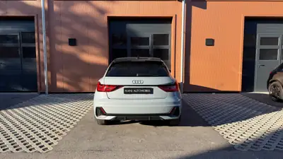 Audi A1 Sportback 30 TFSI S Line — Citadine dynamique, service gratuit 10 ans — Miniature 9