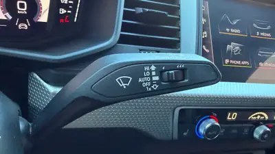 Audi A1 Sportback 30 TFSI S Line — Citadine dynamique, service gratuit 10 ans — Miniature 15