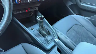 Audi A1 Sportback 30 TFSI S Line — Citadine dynamique, service gratuit 10 ans — Miniature 21