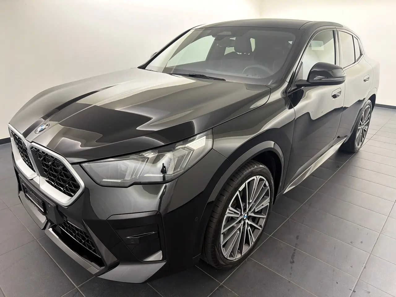 BMW X2 xDrive 20d M Sport 2025 — SUV compact diesel, première main, garantie constructeur