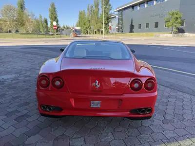 Ferrari F550 Maranello 1999 — Légendaire V12 Rosso Corsa, historique complet — Miniature 7