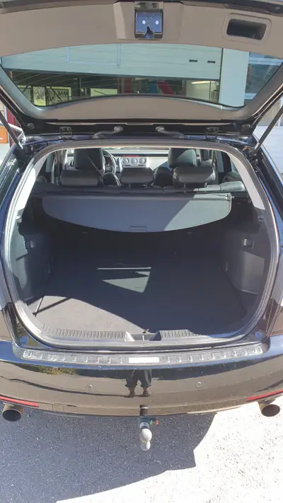 Mazda CX-7 2.3 Turbo Exclusive — SUV performant, 259 ch, transmission manuelle — tableau de bord