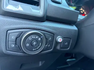 Ford Ranger DKab 2.0 EcoBlue 4x4 Raptor — Pick-up polyvalent, faible kilométrage, équipé Raptor — Miniatura 16
