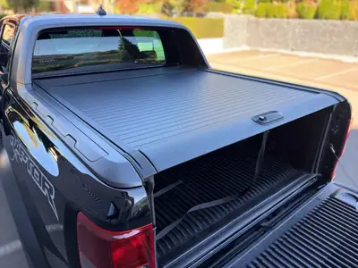 Ford Ranger DKab 2.0 EcoBlue 4x4 Raptor — Pick-up polyvalent, faible kilométrage, équipé Raptor — Miniatura 17