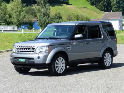 Land Rover Discovery 3.0 SDV6 256 HSE — SUV premium 7 places, entretien soigné — vue extérieure