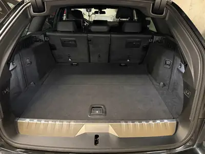 BMW 530e xDrive Touring M Sport — Hybride rechargeable, 44'000 km, garantie constructeur — cruscotto
