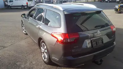 Citroën C5 2.0 HDi 180 PS Exclusiv Tourer — Break diesel automatique, 69'000 km seulement — fianco