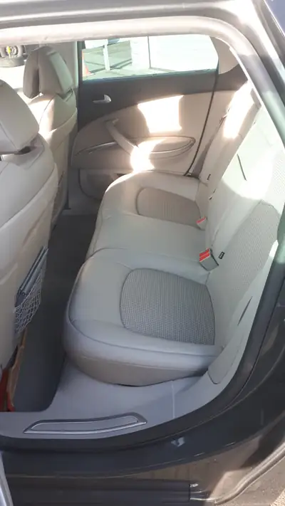 Citroën C5 2.0 HDi 180 PS Exclusiv Tourer — Break diesel automatique, 69'000 km seulement — dettaglio