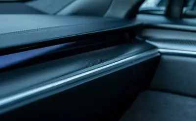 Tesla Model S 100 kWh Plaid 2022 — Berline électrique haute performance, 64'100 km — Miniatura 7