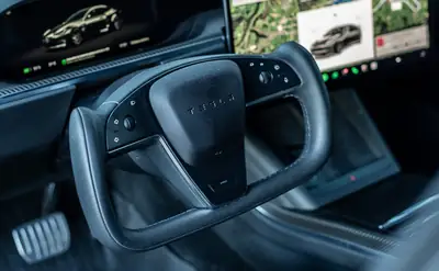 Tesla Model S 100 kWh Plaid 2022 — Berline électrique haute performance, 64'100 km — Miniatura 8