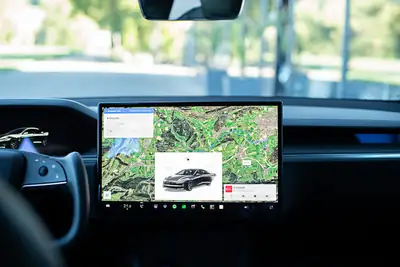 Tesla Model S 100 kWh Plaid 2022 — Berline électrique haute performance, 64'100 km — Miniatura 14