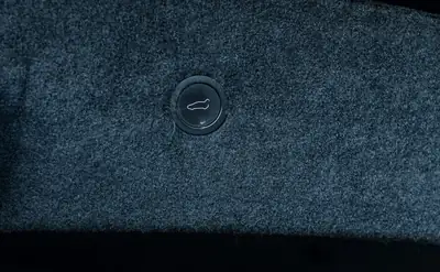 Tesla Model S 100 kWh Plaid 2022 — Berline électrique haute performance, 64'100 km — Miniatura 13