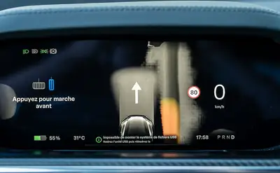 Tesla Model S 100 kWh Plaid 2022 — Berline électrique haute performance, 64'100 km — Miniatura 15