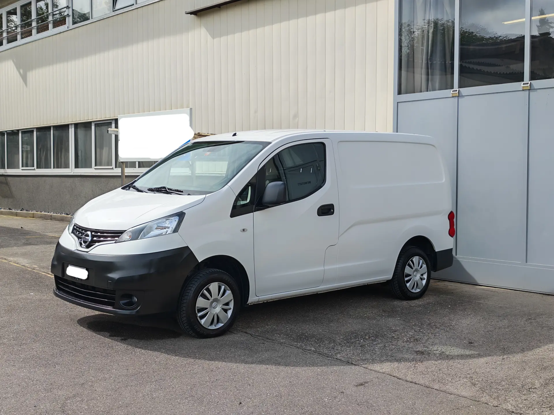 Nissan NV200 1.6 16V Pro — Utilitaire compact polyvalent, 17 500 km seulement
