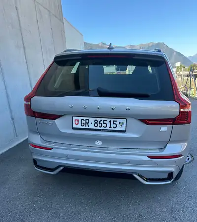 Volvo XC60 2.0 T6 TE XCENTRIC eAWD — Hybride rechargeable premium, 101'000 km — intérieur