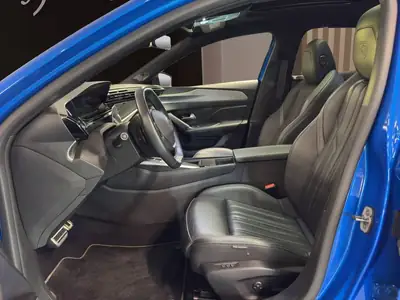 Peugeot 308 1.5 BlueHDI GT Pack — Diesel efficace, 28 000 km seulement — Detail