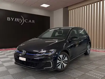 VW Golf 1.4 TSI GTE DSG — Hybride rechargeable performant, 78'000 km seulement — Seitenansicht