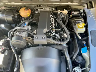 Land Rover Defender 2.4 TDi SW — L'authentique 4x4 britannique, fiable et robuste — Miniature 8