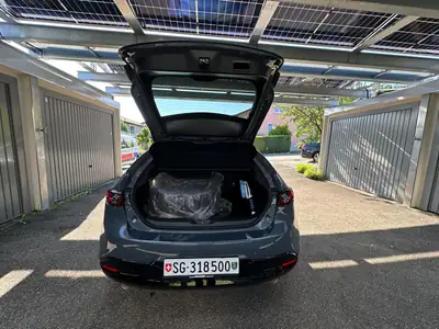 Mazda 3 G180 HB — Berline compacte dynamique, 58'000 km seulement — tableau de bord