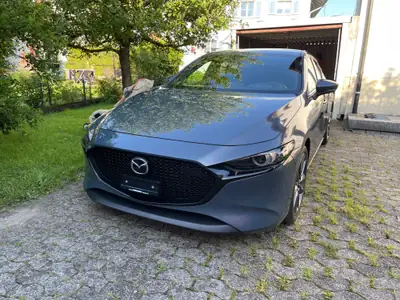 Mazda 3 G180 HB — Berline compacte dynamique, 58'000 km seulement — intérieur