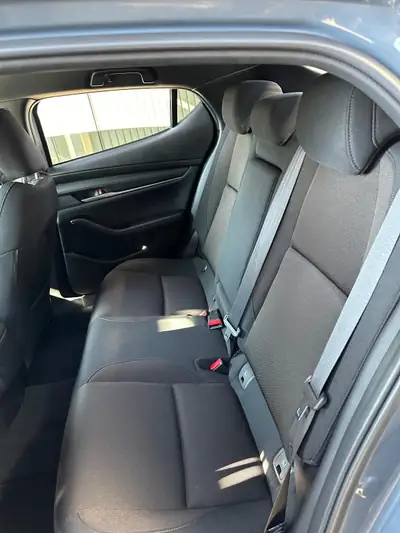 Mazda 3 G180 HB — Berline compacte dynamique, 58'000 km seulement — Miniature 7