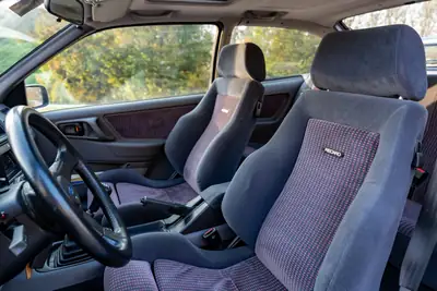 Ford Sierra RS Cosworth — Légende des années 80, 204 ch authentiques — intérieur