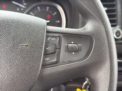 Citroën Spacetourer 1.6 BlueHDi Feel M — Monospace 8 places, fiable et bien équipé — Miniatur 25