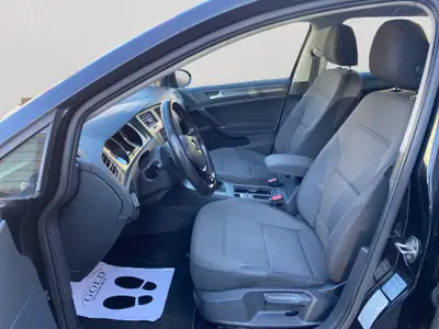 VW Golf 1.2 TSI Comfortline — Compacte fiable, faible consommation et garantie 12 mois — Detail