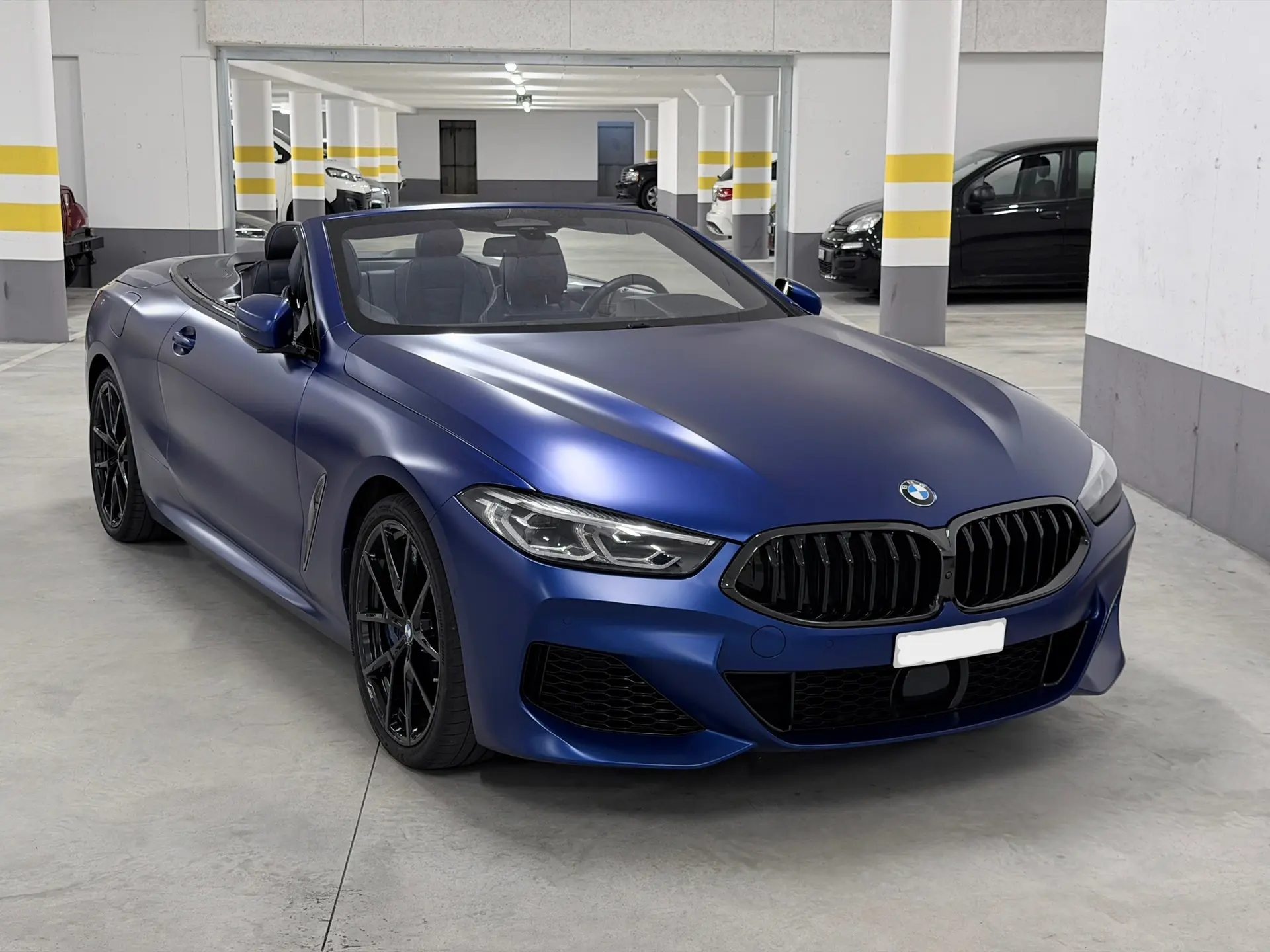 BMW 840i xDrive Cabriolet — Élégance décapotable, 340 ch et finition premium