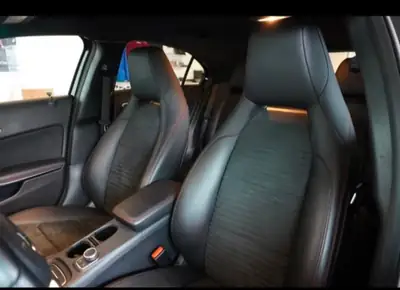 Mercedes-Benz A 200 AMG Line — Berline compacte premium, 183'000 km, sans accident — detail