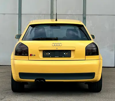 Audi S3 1.8 Turbo Quattro — Sportive légendaire, entretien impeccable et pneus hiver inclus — interior