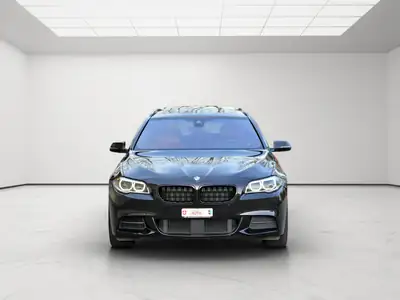 BMW 535d Touring xDrive M-Paket — Break diesel performant, 313 ch, entretien complet — Miniatura 8