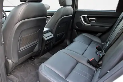 Land Rover Discovery Sport 2.0 TD4 SE — SUV 7 places, diesel efficace, 51'800 km — Miniatur 10