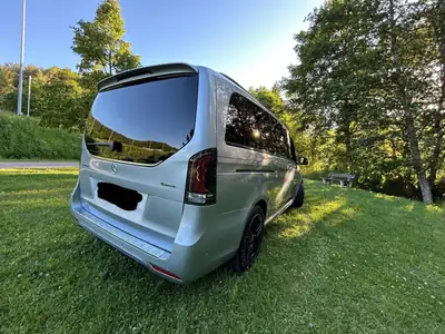 Mercedes-Benz V 300 d AMG 4Matic — Monospace premium 7 places, diesel performant — detail