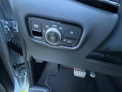 Mercedes-Benz V 300 d AMG 4Matic — Monospace premium 7 places, diesel performant — Thumbnail 19