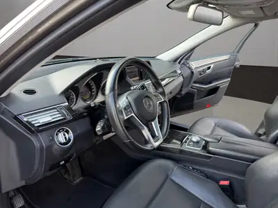 Mercedes-Benz E 500 CGI — Berline de prestige 408 ch, 4Matic intégral — Miniature 10