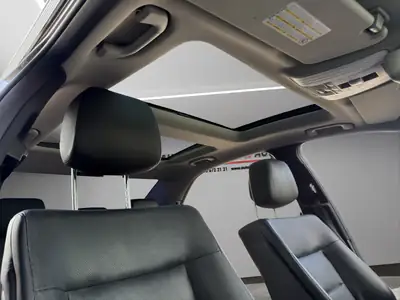Mercedes-Benz E 500 CGI — Berline de prestige 408 ch, 4Matic intégral — Miniature 21