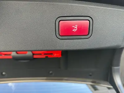 Mercedes-Benz E 500 CGI — Berline de prestige 408 ch, 4Matic intégral — Miniature 20