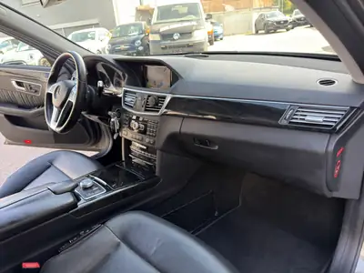 Mercedes-Benz E 500 CGI — Berline de prestige 408 ch, 4Matic intégral — Miniature 31